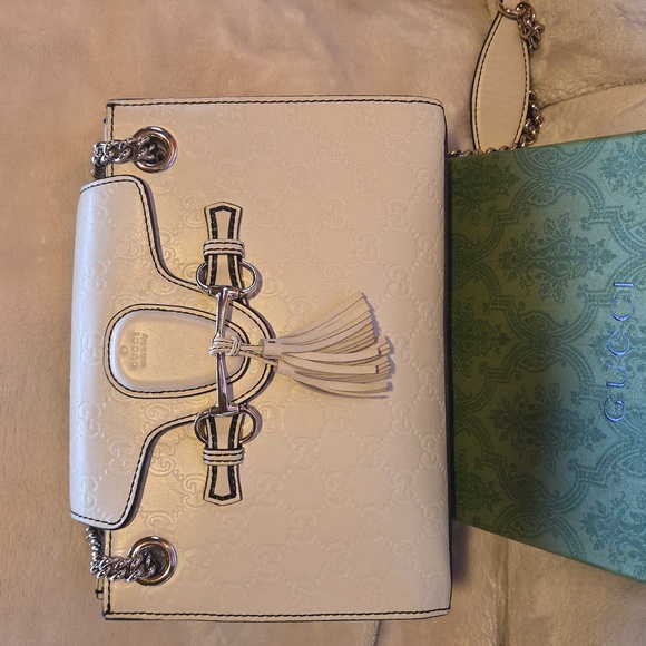 Gucci‎ Silvie White Shoulder Bag with Silver Accents - Picture 2 of 10